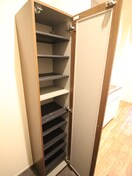 靴箱 メイ　シェノン