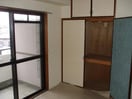 居室 西山第１０ビルエルム大倉山