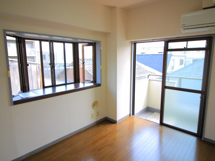 居室 ヴィレッヂカワイ