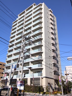 ﾌﾟﾗｳﾄﾞ浦和岸町ｻﾝｸｱｰｼﾞｭ(703)