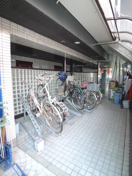 駐輪場 戸田公園ステイタス