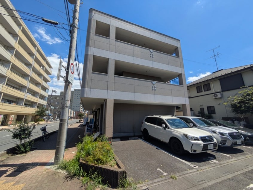 エントランス部分 アイリスハイム