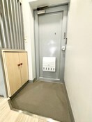 玄関 西山第５ビル