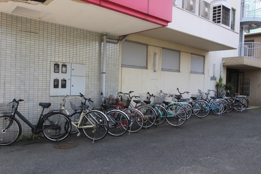 駐輪場 京美ビル
