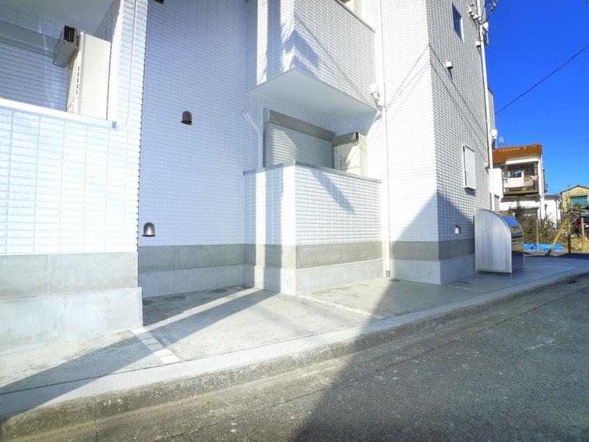 駐輪場 ライフタウン西新井