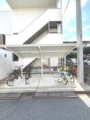 駐輪場 High Bridge