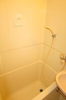 バス／シャワールーム等 カ－メルヴィラＲ１６