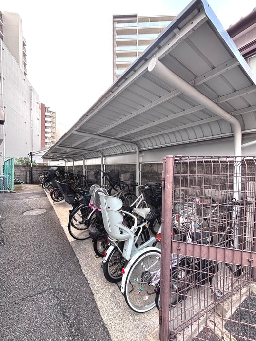 駐輪場 元町イグレット