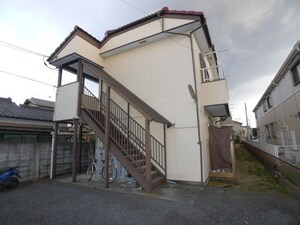 新井荘