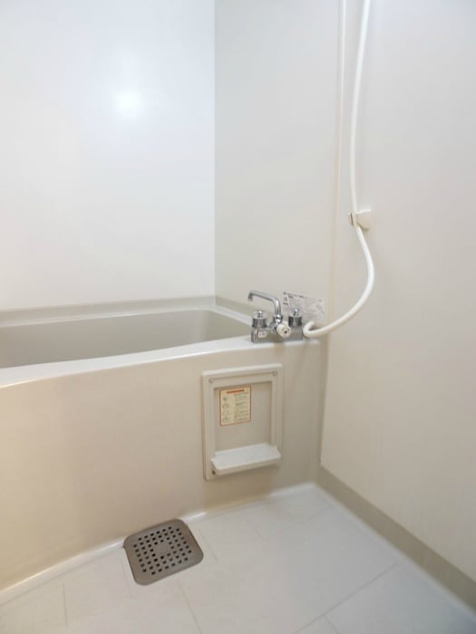 バス／シャワールーム等 クレール岩瀬