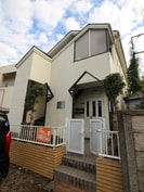 テラス秋津の外観