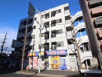 プラーズ下平間