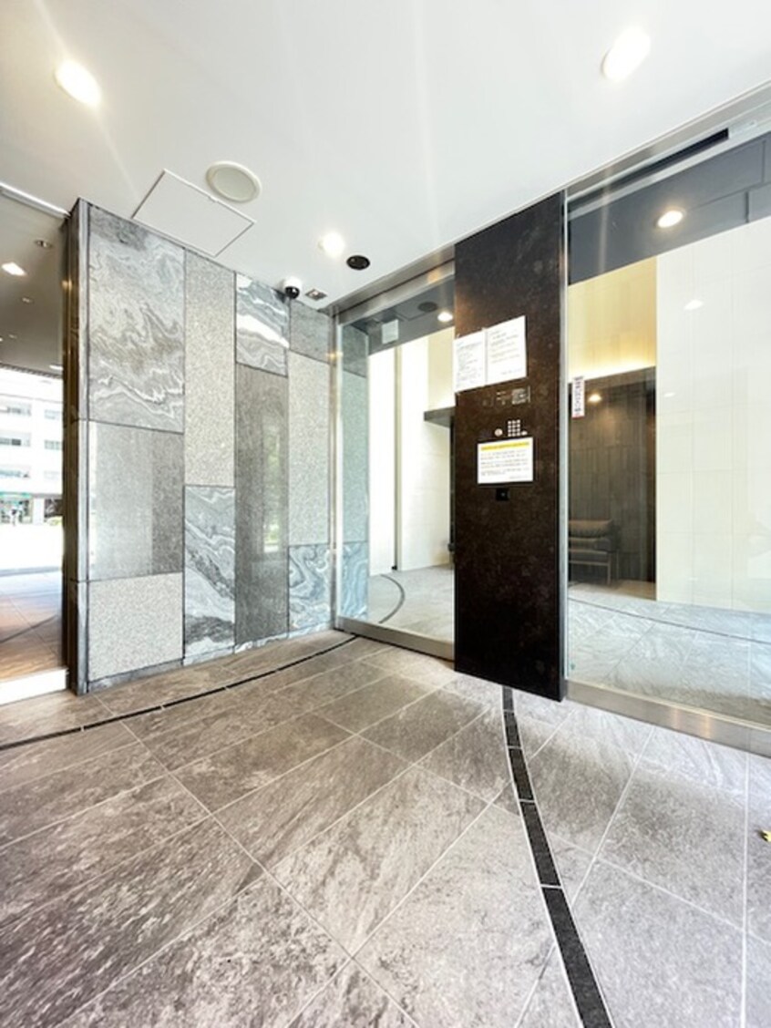 エントランス部分 ブランシエスタ白山