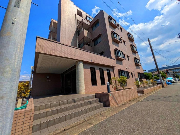 エントランス部分 テラスヴュ－高野台