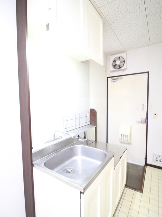 キッチン サイレントハイツ