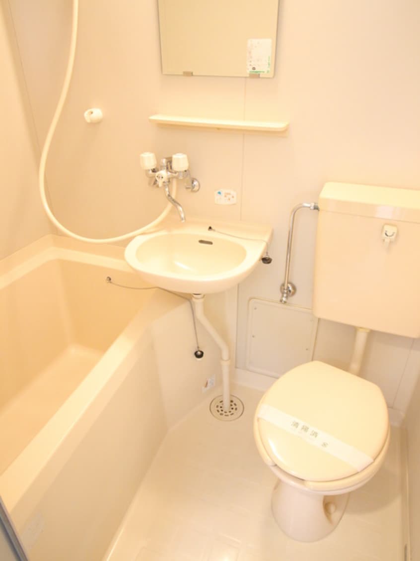 バス／シャワールーム等 グリュ－ネンホ－フ