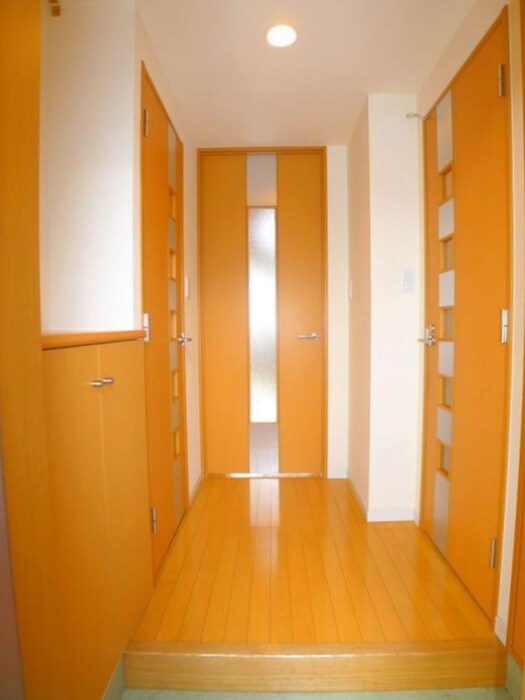 玄関 ウィッシュ・スクエア・イースト