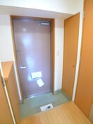 玄関 ウィッシュ・スクエア・イースト