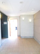 エントランス部分 クレイン南台