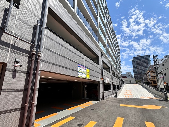 駐車場 ラフィシア関内