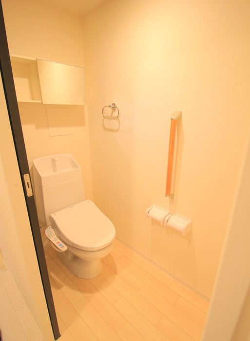 トイレ コンフォート若木