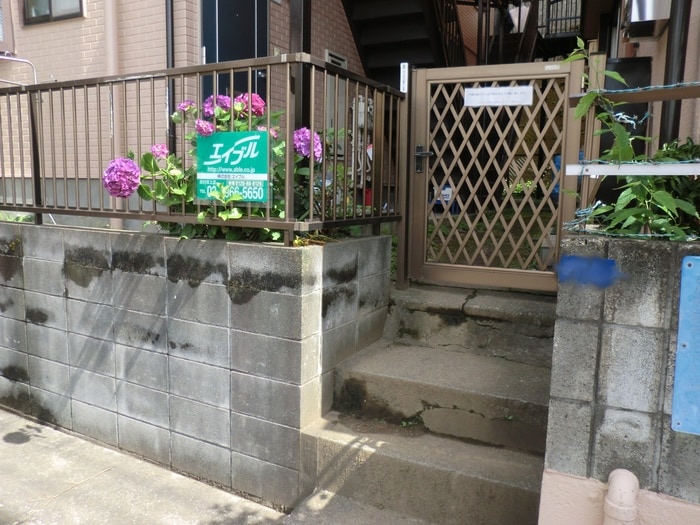 エントランス部分 ハナステイツ