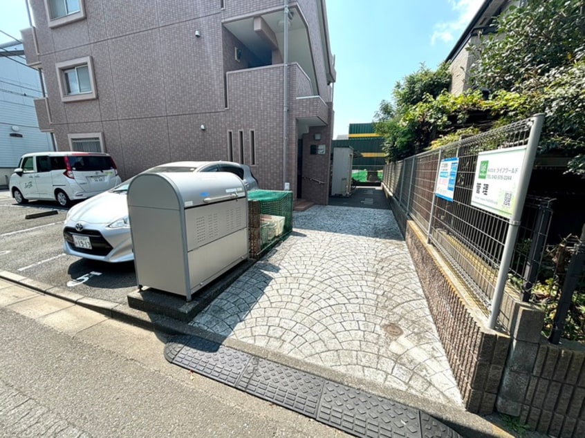 エントランス部分 プリムローズ