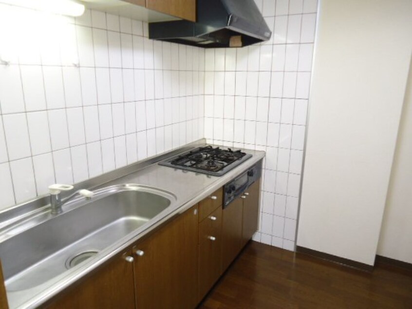 キッチン イ－ストリッチ