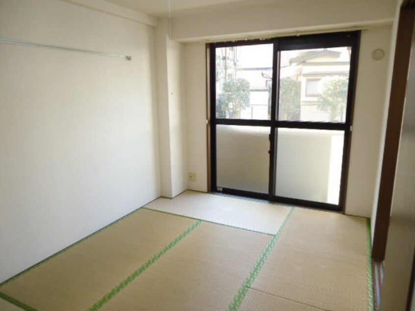 居室 イ－ストリッチ