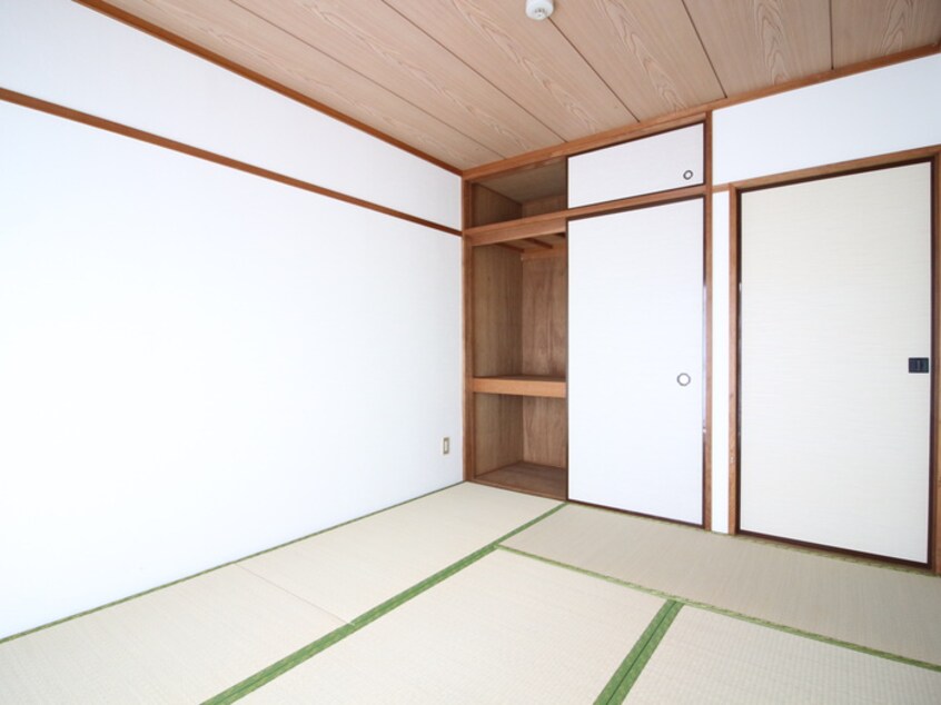 収納 友ビル２号