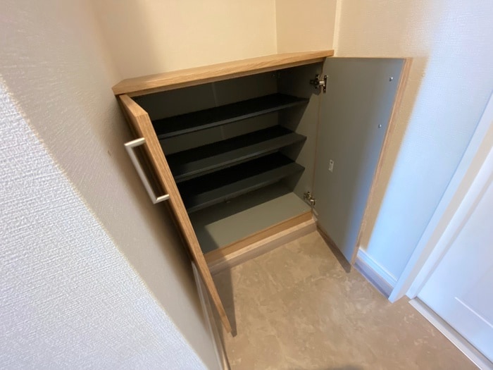 靴箱 友ビル２号