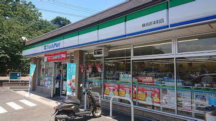 ファミリーマート横浜折本町店(コンビニ)まで439m 友ビル２号