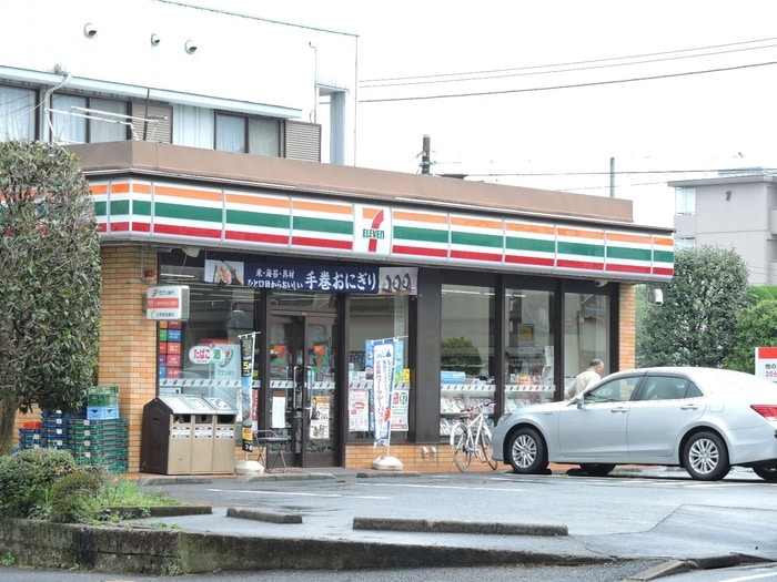 7イレブン(コンビニ)まで75m KYSコーポ