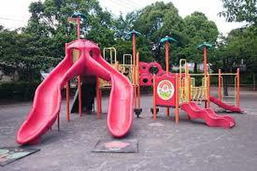 東山田ゆうやけ公園(公園)まで322m ヒルトップ五番館