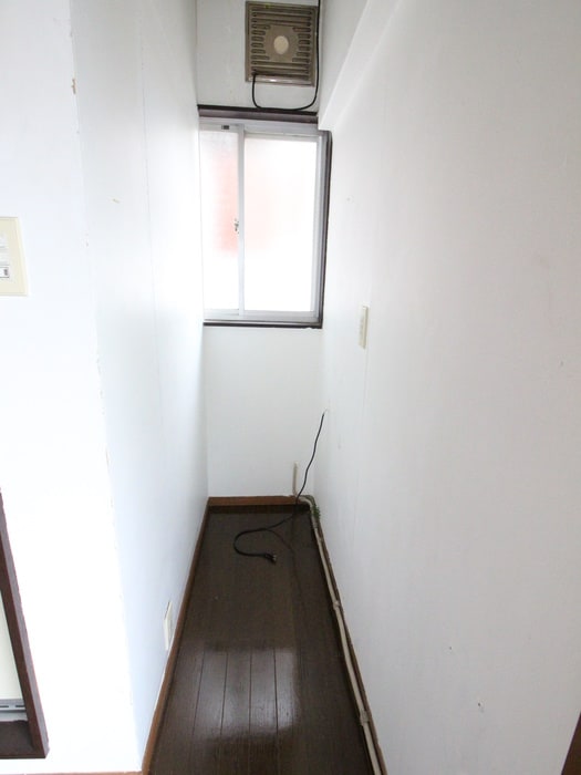 居室 ドゥエルさかえ