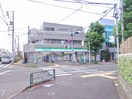 ファミリーマート目黒柿の木坂店(コンビニ)まで361m ドゥエルさかえ