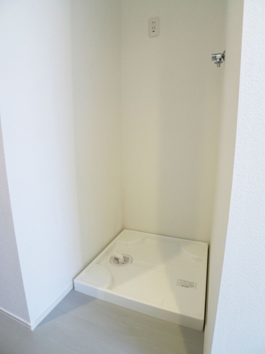 洗濯機置場 セレブラーレ町屋