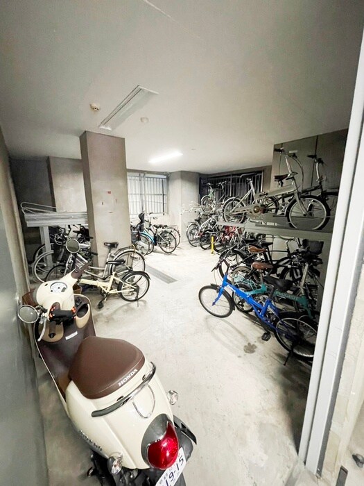 駐輪場 レジディア横濱関内