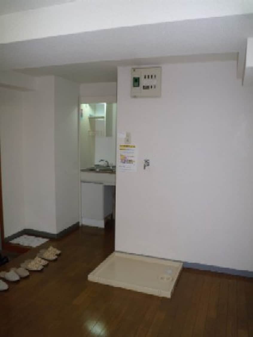 居室 ビバリ－ヒルズＡ