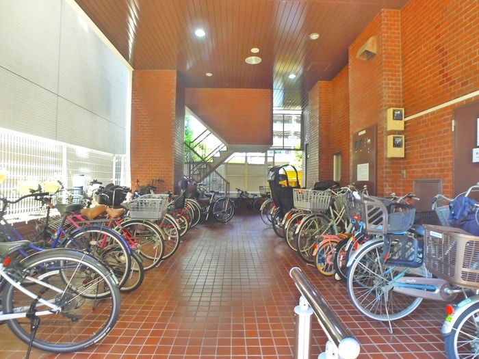 駐輪場 藤和田端コープ（701）