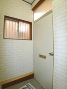 玄関 ルミノッソ市川Ⅲ