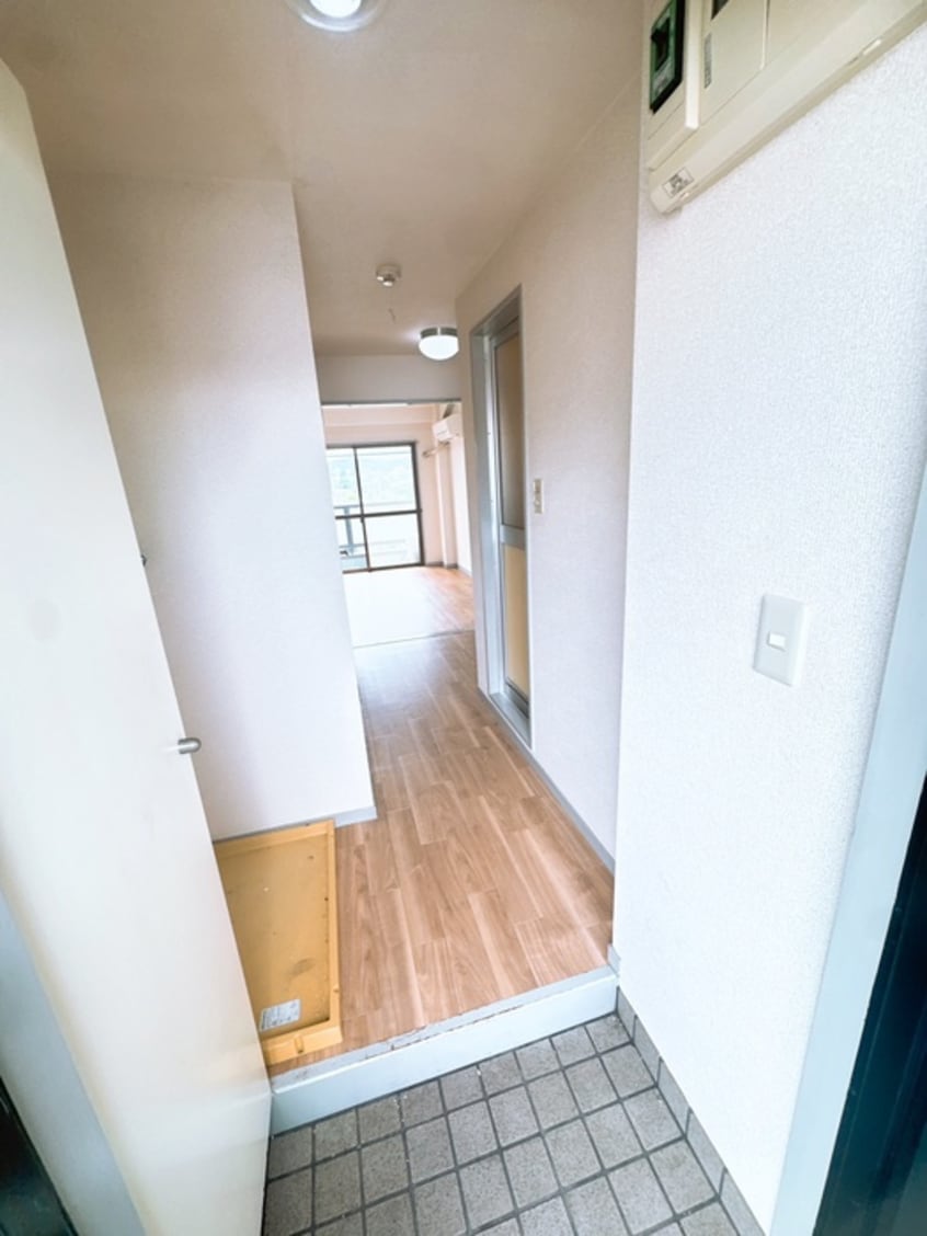 廊下 ザ・サム・ハラ