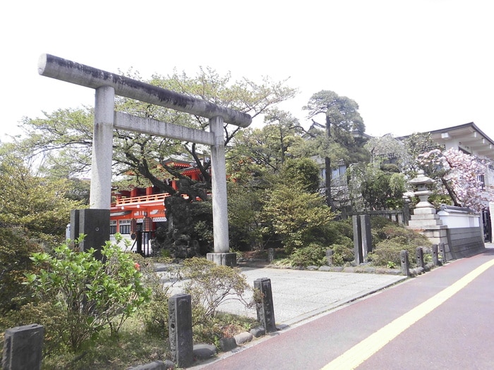 千葉神社公園(公園)まで300m グランガーラ千葉