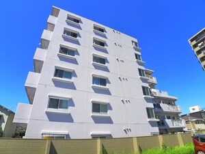 ストークマンション梅島(602)