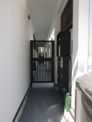 エントランス部分 PORTE