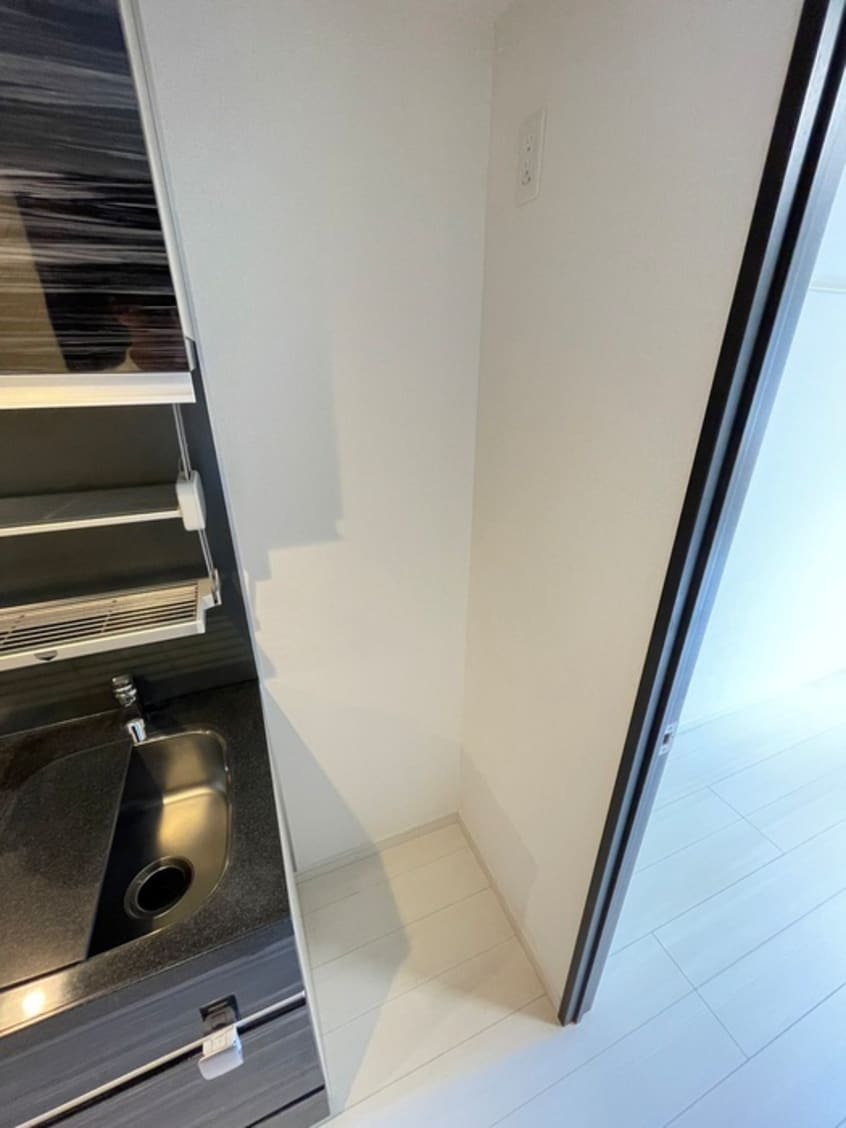 廊下 ｶﾞﾘｼｱ森下ｴｽﾄｩﾃﾞｨｵⅢ(1102)