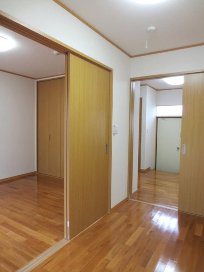 居室 レジデンス若草