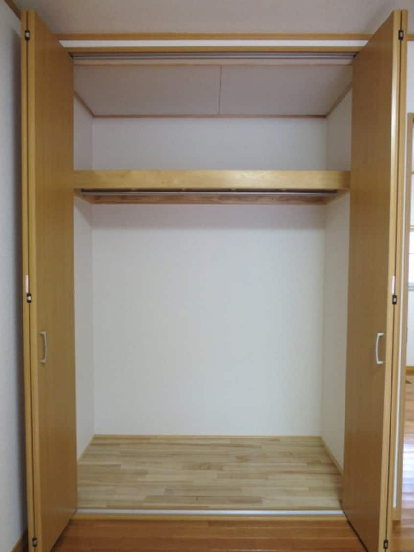 収納 レジデンス若草