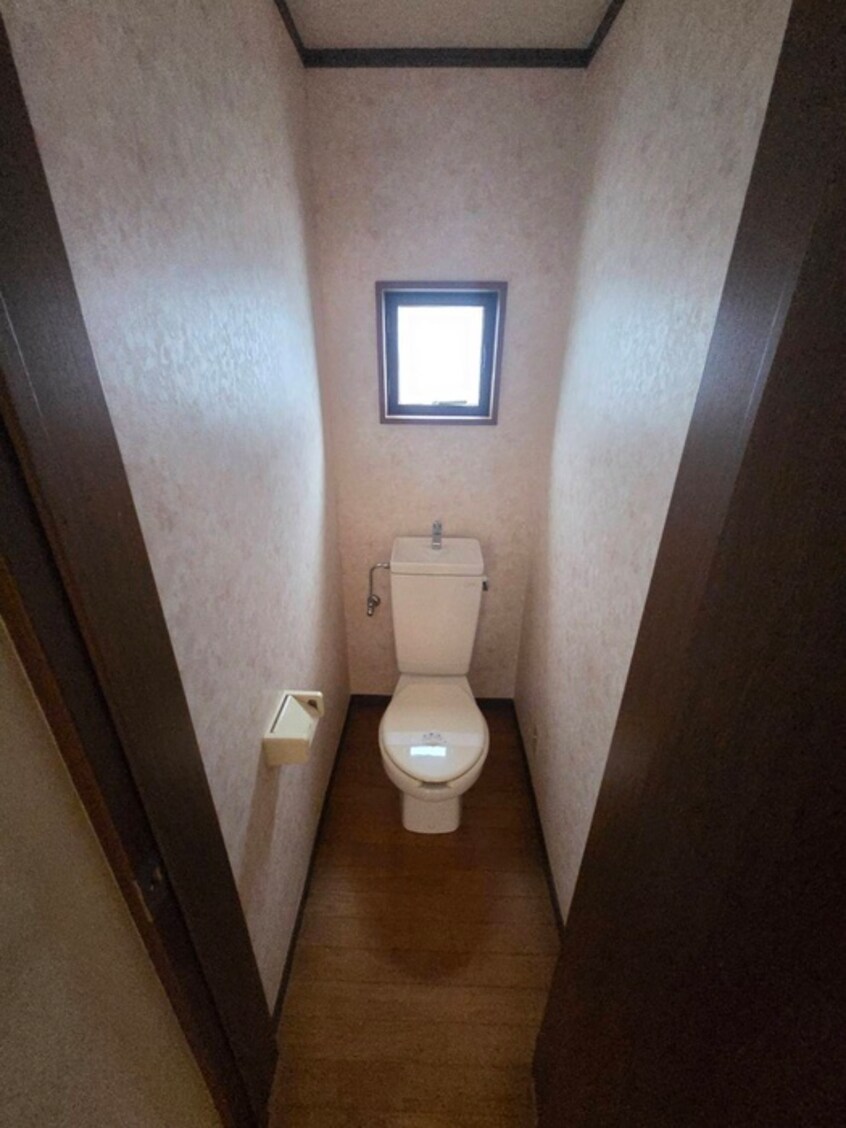 トイレ しゃんぶる　みお