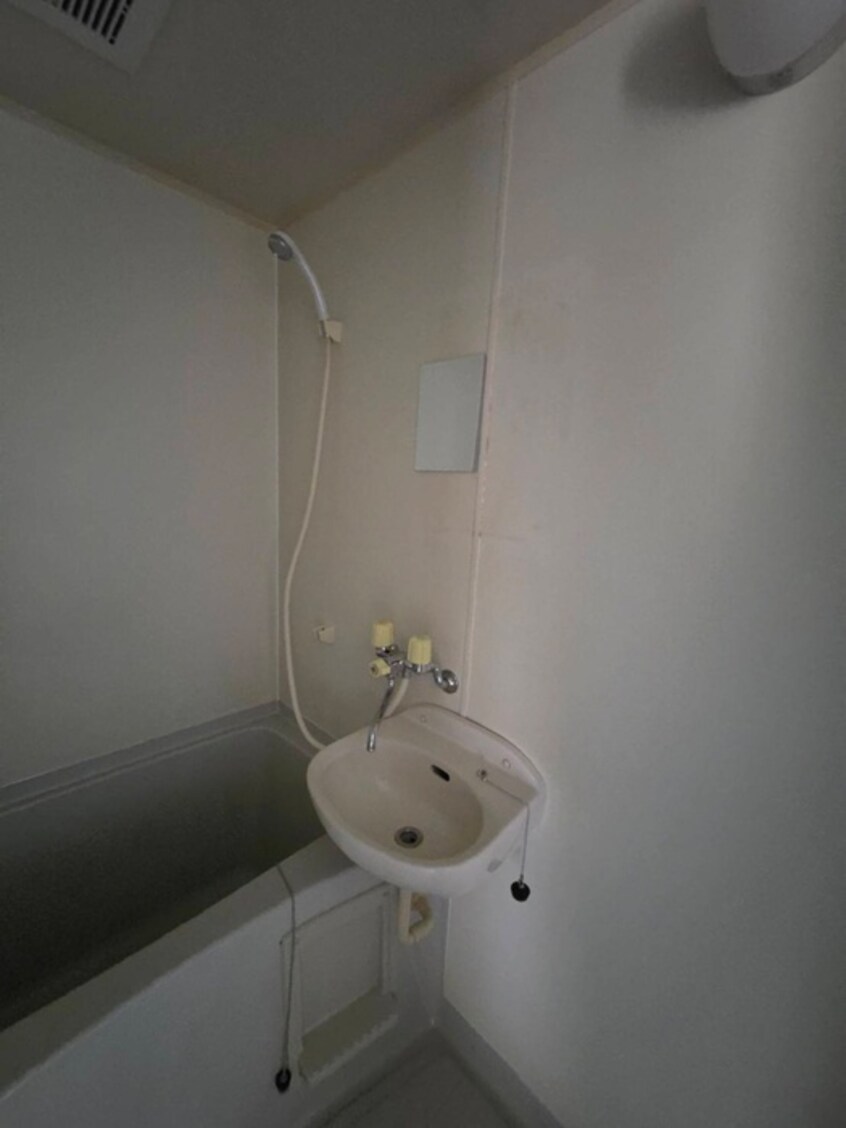 洗面 しゃんぶる　みお